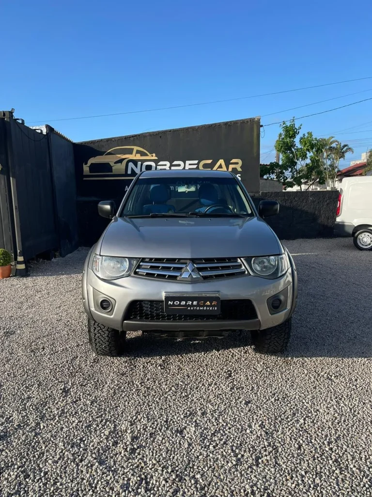 Mitsubishi L200 Triton GLS Diesel 4x4 2014 / 2015