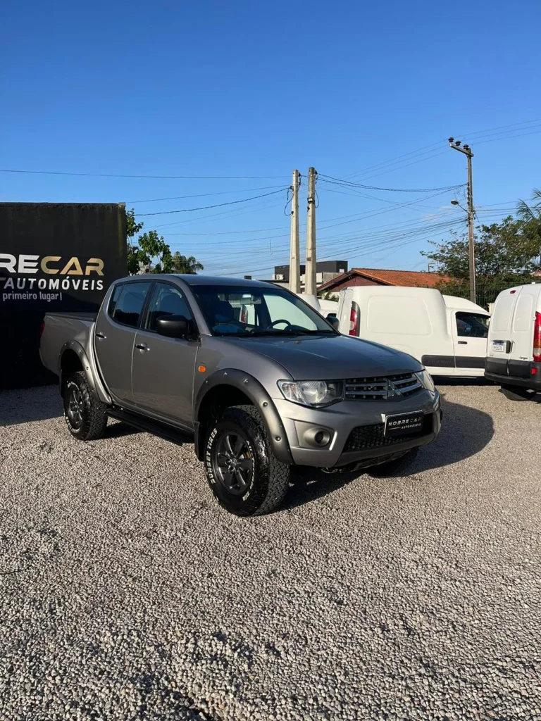 Mitsubishi L200 Triton GLS Diesel 4x4 2014 / 2015