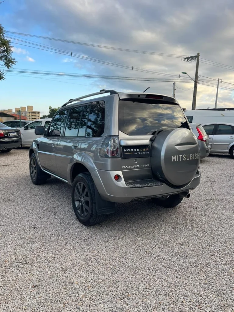 Mitsubishi Pajero TR4 AUT 2012 / 2013