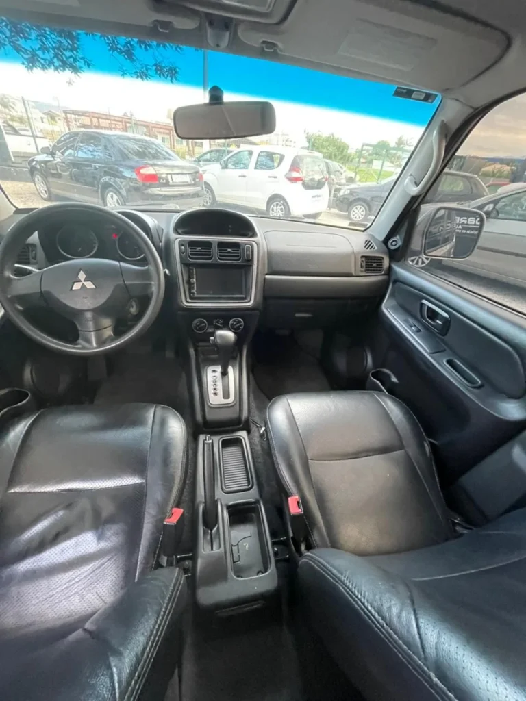 Mitsubishi Pajero TR4 AUT 2012 / 2013