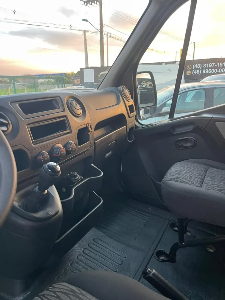 Renault Master Extra Furgão (L3H2) 2021 / 2022